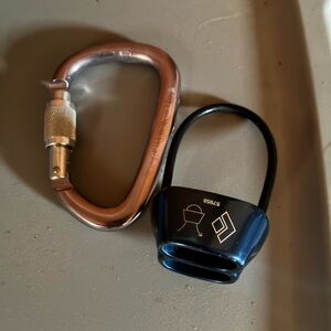 Black Diamond Carabiner and Belay Device Set - Blue and Silver